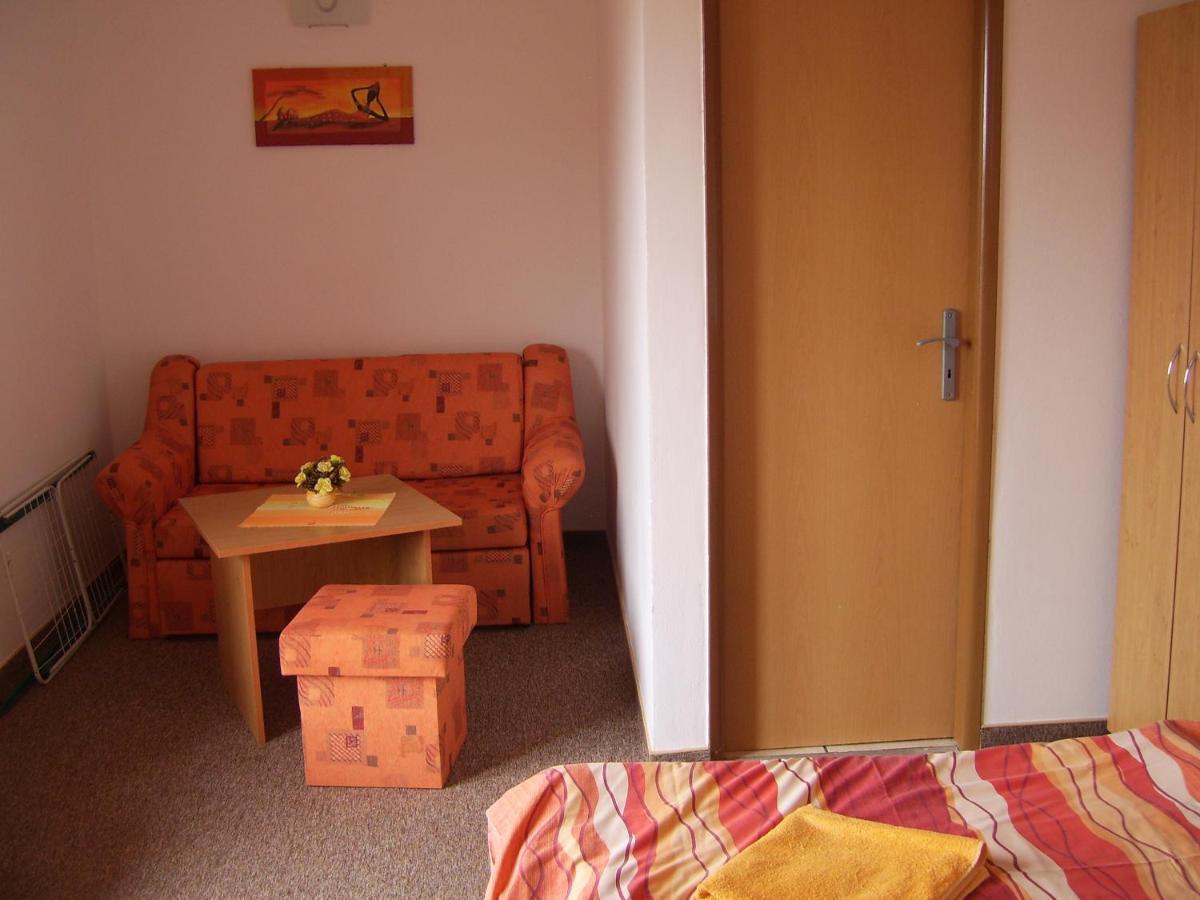 Penzion Zlata Rybka Podhájska Buitenkant foto